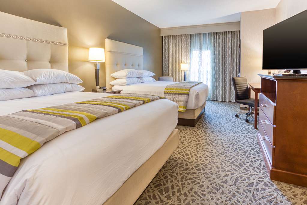 Drury Inn & Suites Cincinnati Northeast Mason - photo 14