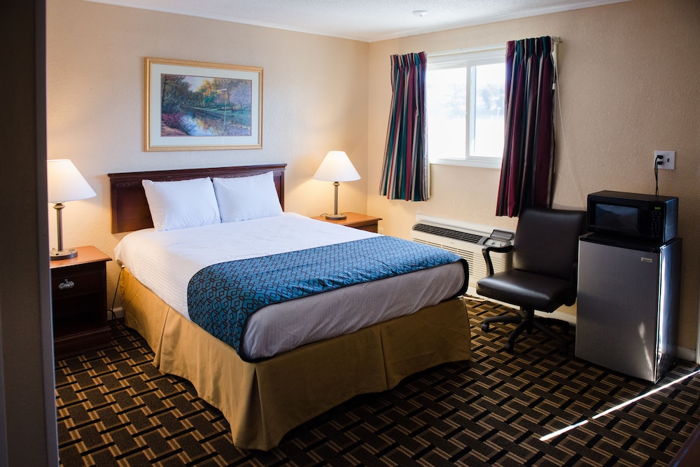 Grand View Plaza Inn & Suites - photo 29