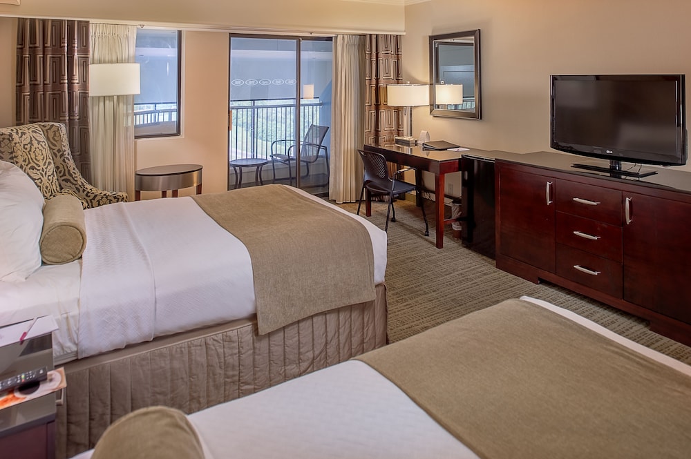 Crowne Plaza St. Louis Airport by IHG - photo 9