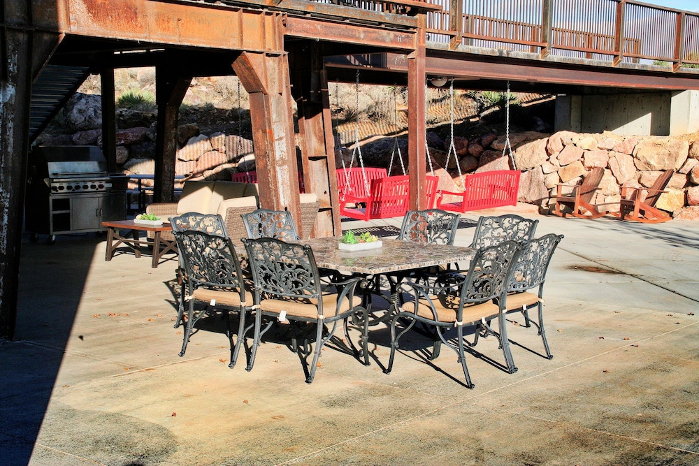 Iron Springs Adventure Resort & RV Park - photo 24