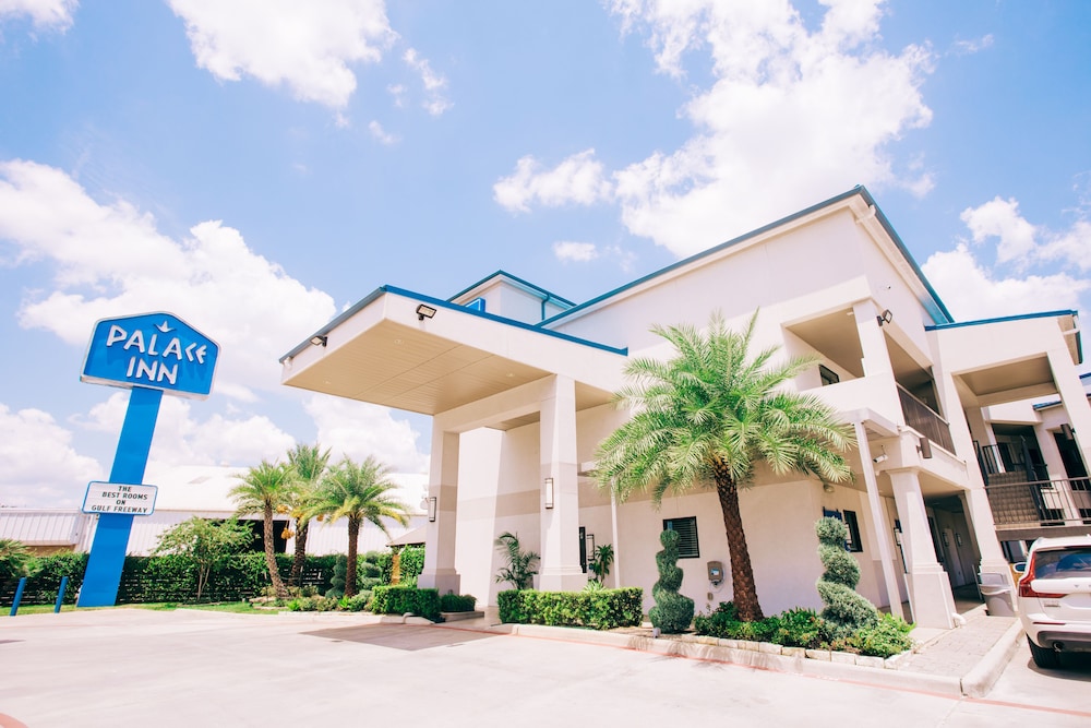 Palace Inn Blue I 45 & College Ave - photo 31