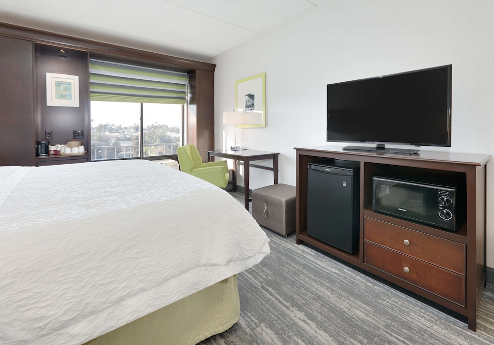Hampton Inn Los Angeles Carson Torrance - photo 17