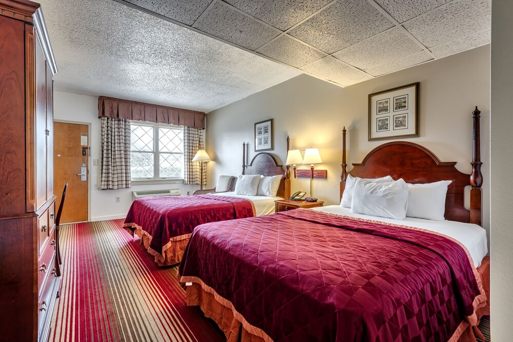 Hotel Manteo - photo 34