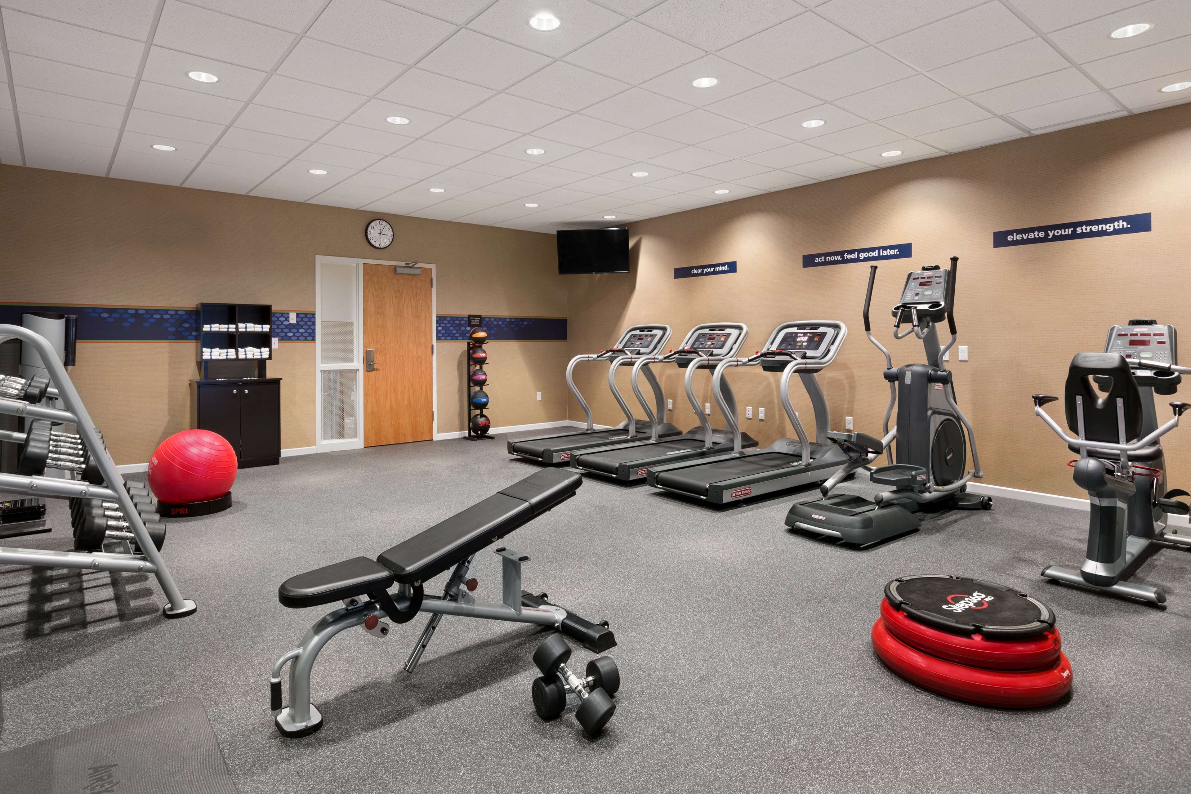 Hampton Inn Bartow - photo 11