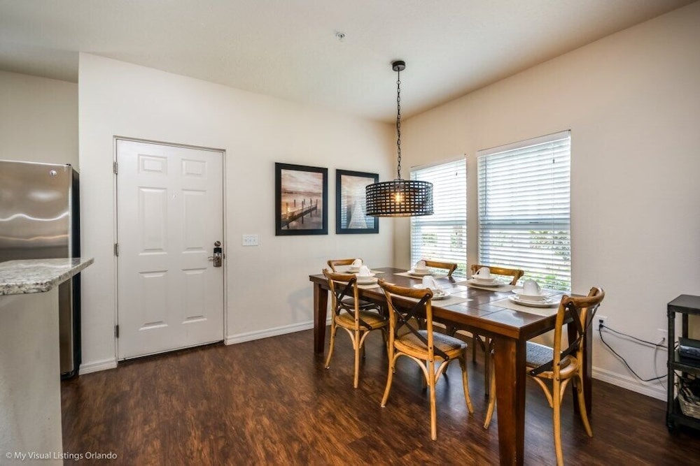 Lucaya Village Resort 4 Bedroom TownHome 4 Townhouse by RedAwning - photo 10