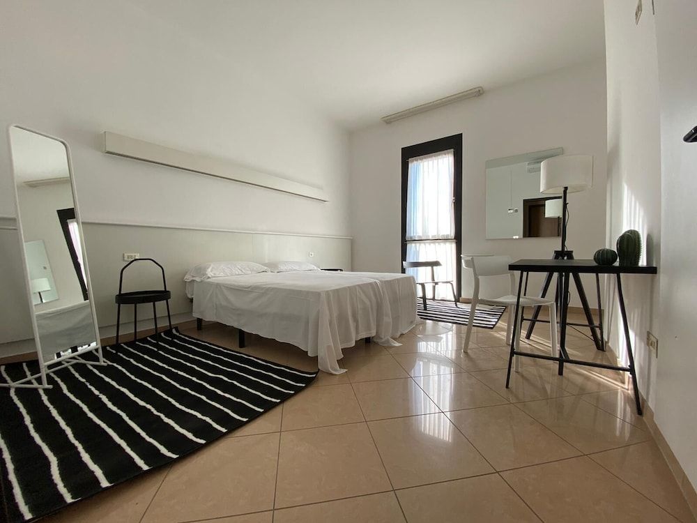 Ezy Hotel Bovolone — hotel in Bovolone