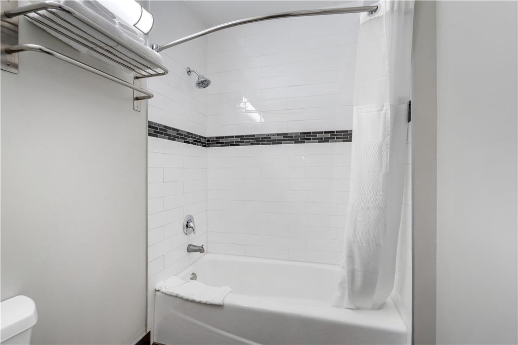 SureStay Hotel by Best Western Beverly Hills West LA - photo 28