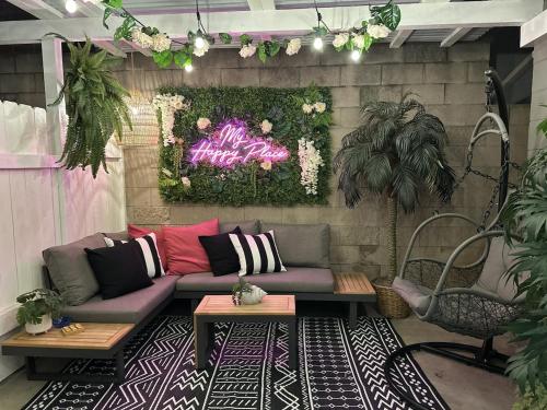 Private Patio 5 Min Walk to Beach and Restaurants — hotel in Manhattan Beach