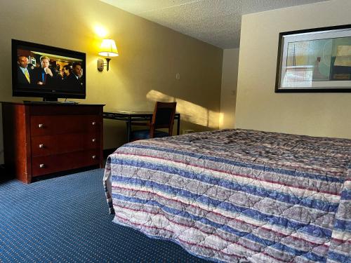 Budget Inn Temple Hills - photo 11