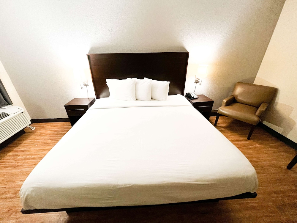 Motel 6 San Antonio TX I 35 North Corridor - photo 14