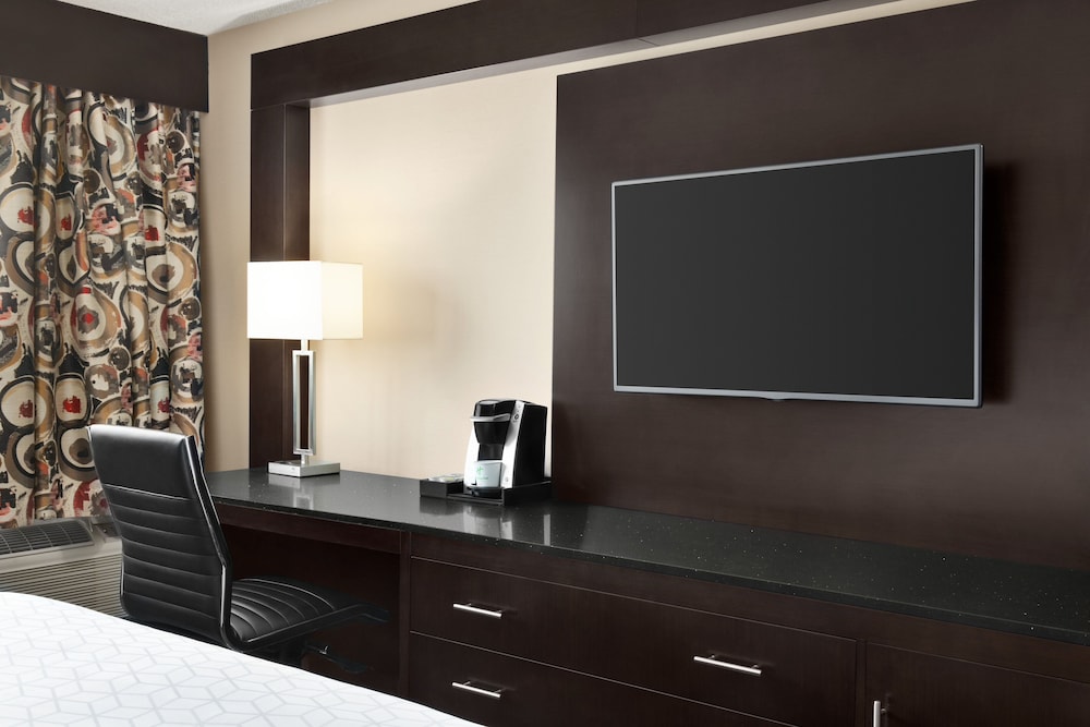 Holiday Inn Louisville East Hurstbourne by IHG - photo 22