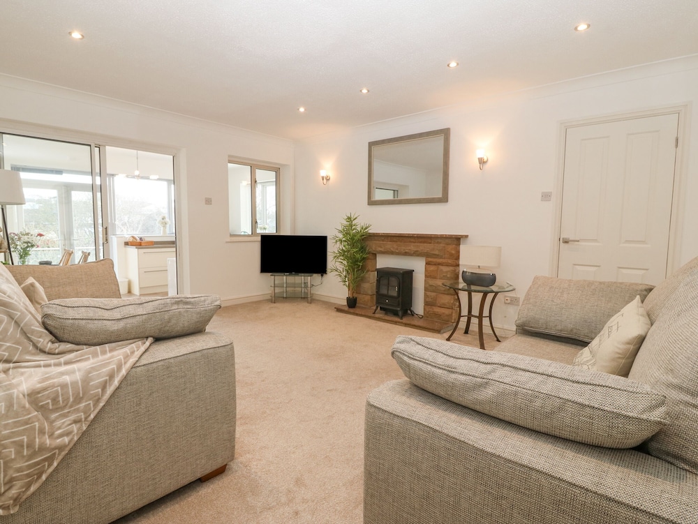 Riverview Apartment — 4-Star Luxury Hotel in Cemaes Bay, United Kingdom
