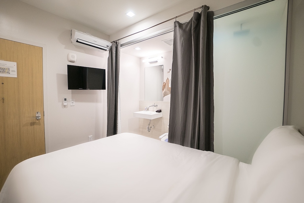 SOVA Micro Room & Social Hotel - photo 35