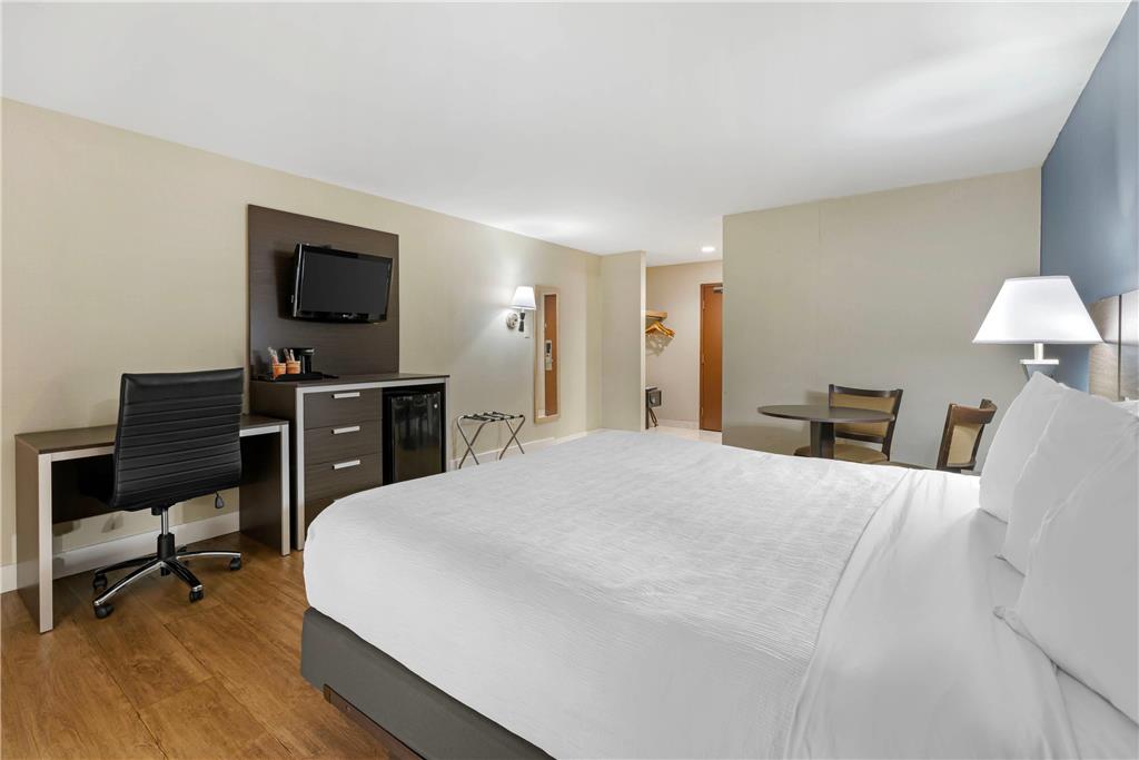 Quality Inn Niagara Falls Blvd - photo 13
