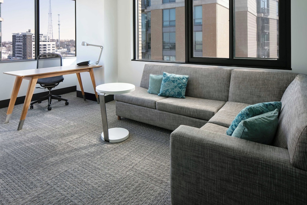Element Omaha Midtown Crossing - photo 9