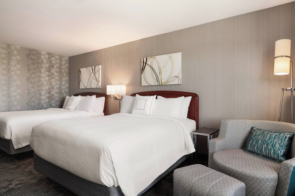 Courtyard by Marriott Salinas Monterey - photo 13