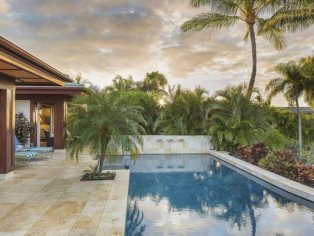 Champion Ridge 1 — 4-Star Luxury Hotel in Waimea, United States