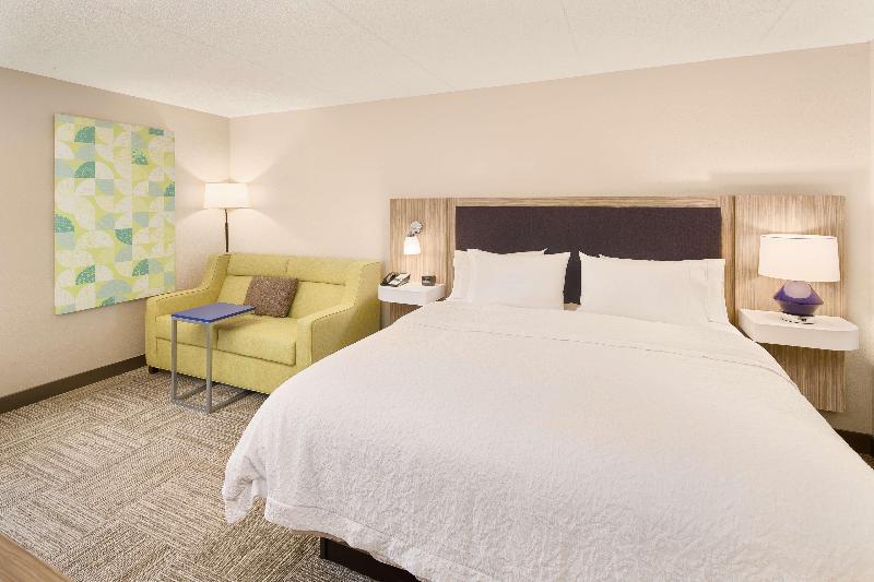 Hampton Inn Lagrange near Callaway Gardens - photo 73