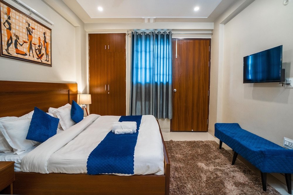 The Lodgers Two BHK serviced Apartment — 5-Star Luxury Hotel in Gurgaon, India