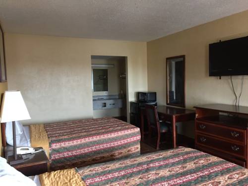 Diamond Inn Motel By OYO Rooms - photo 2