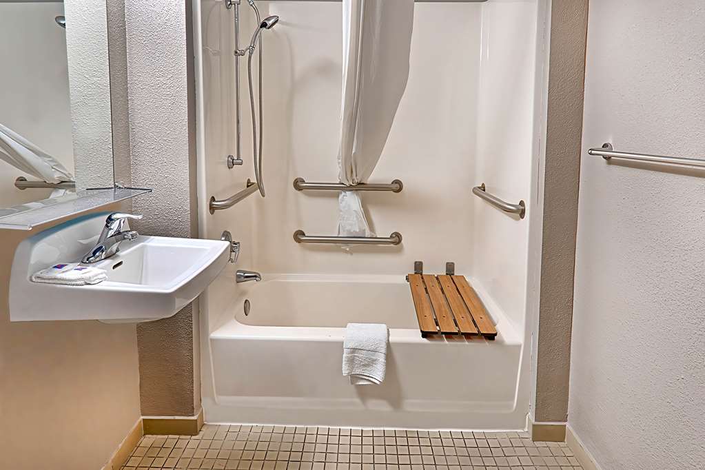 Motel 6 Lancaster CA - photo 20