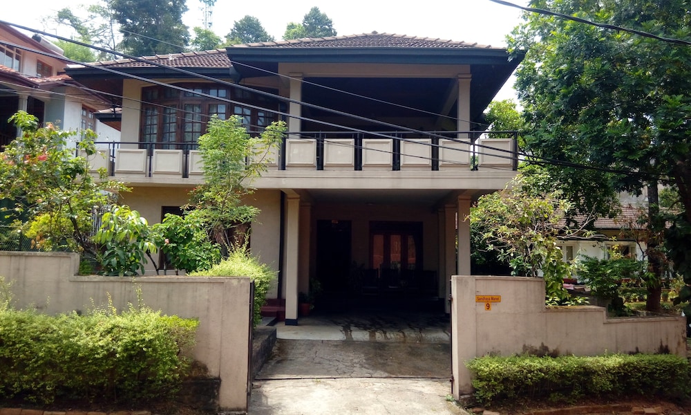 Lake Terrace — Kandy — photo 3