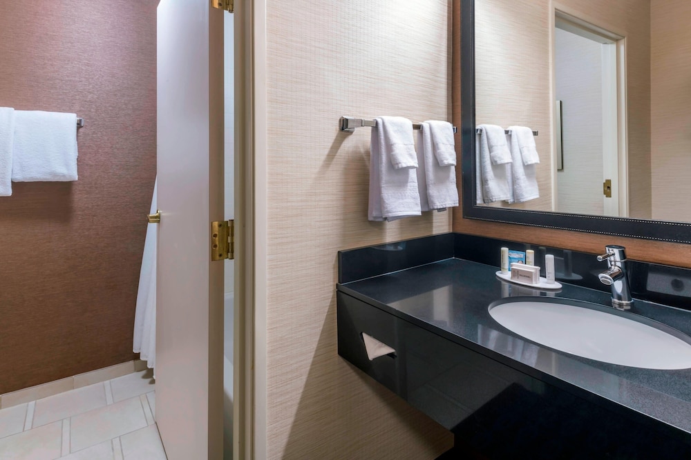 Fairfield Inn Kansas City Downtown Union Hill by Marriott - photo 10