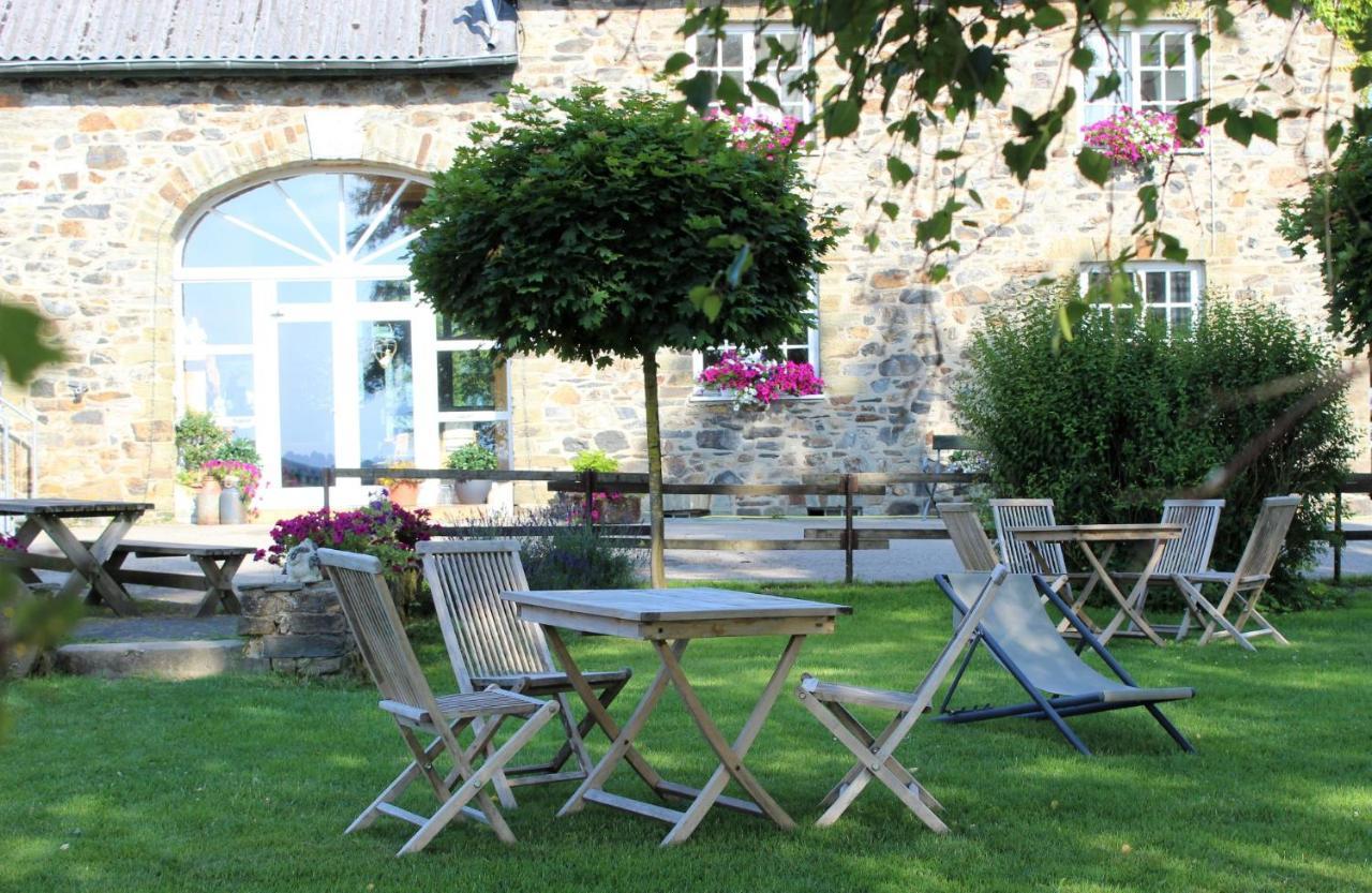 Victorhof Landurlaub Deine Auszeit im Grünen umgeben von Wald & Wiesen — 4-Star Luxury Hotel in Monschau, Germany