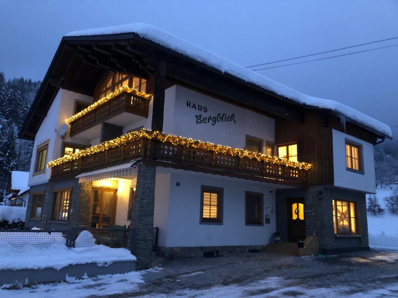 Fritz Apartments Haus Bergblick — 4-Star Luxury Hotel in Hermagor, Austria