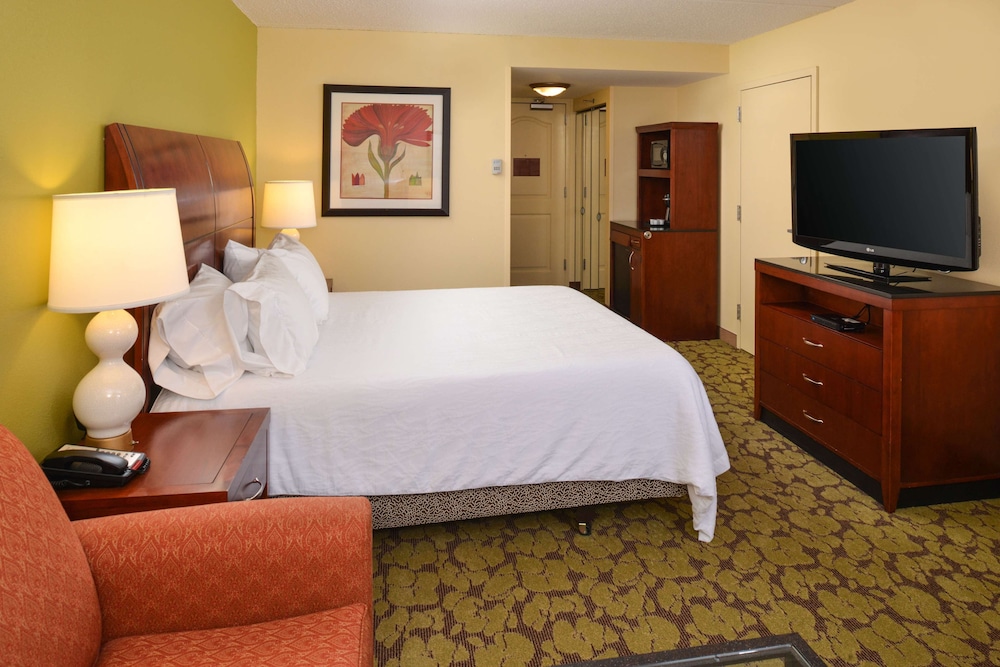 Hilton Garden Inn Terre Haute - photo 43