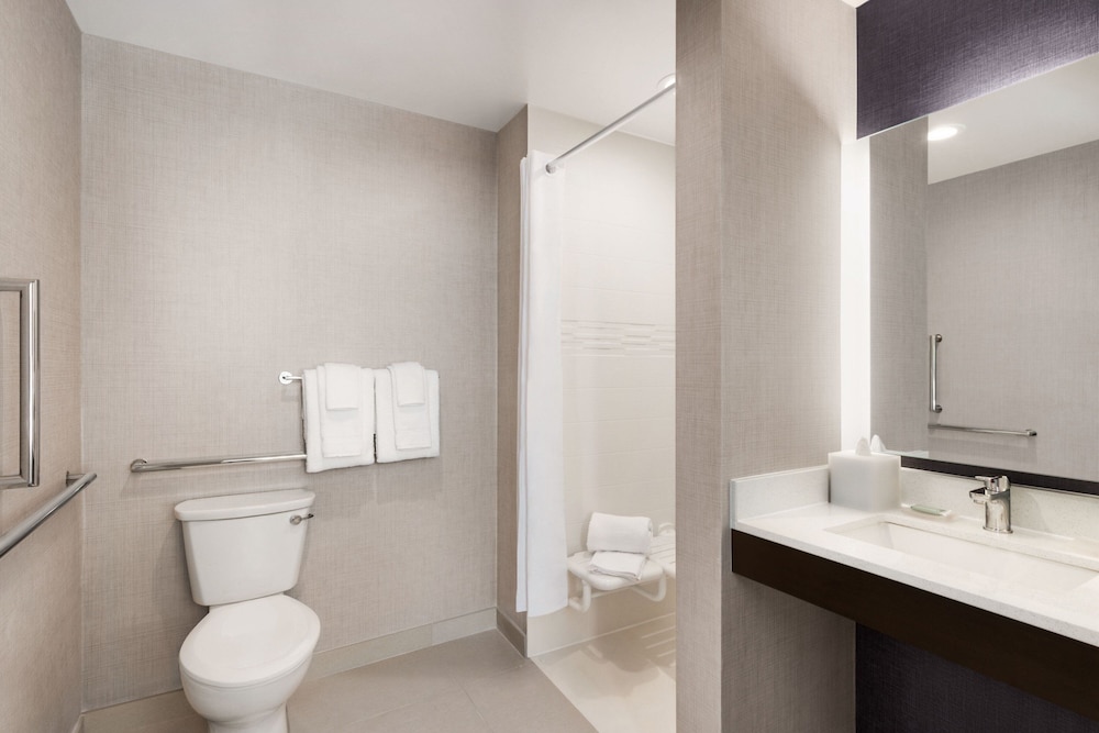 Residence Inn by Marriott New York JFK Airport - photo 22