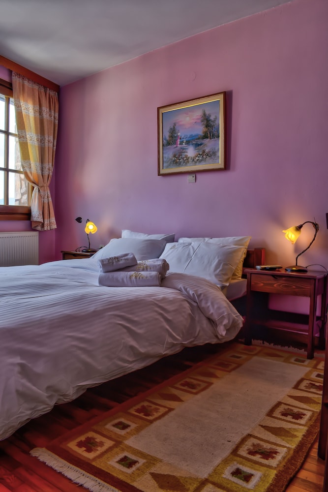 Dio Studios — Arachova — photo 4