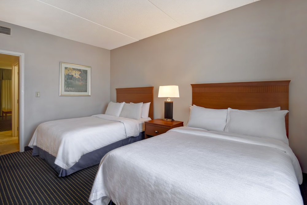 Embassy Suites by Hilton Lexington UK Coldstream - photo 15