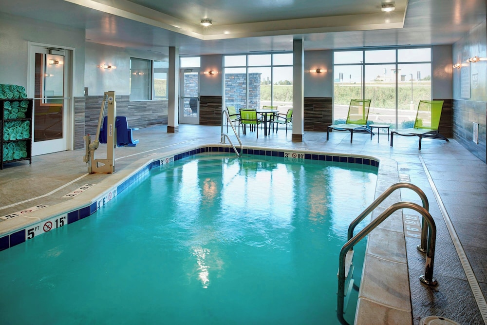 Fairfield Inn & Suites by Marriott Columbus IN - photo 14