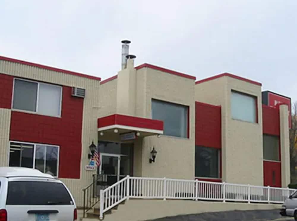 Red Carpet Inn Rochester - photo 29