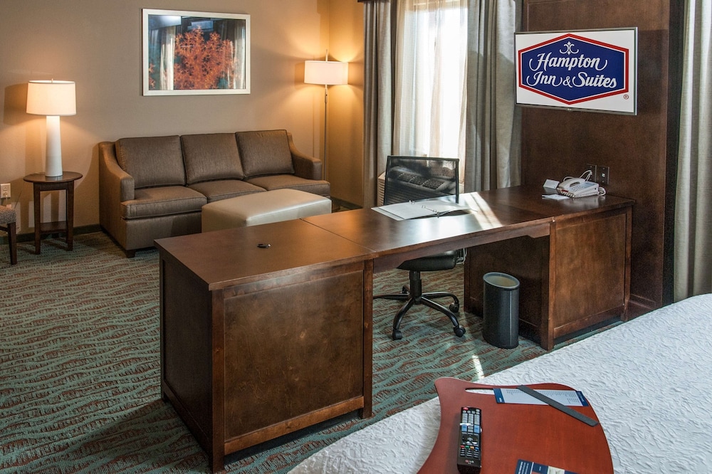 Hampton Inn & Suites Gulfport I 10 - photo 35