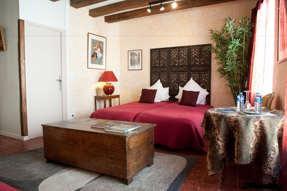 La Demeure Saint Ours in Loches, France