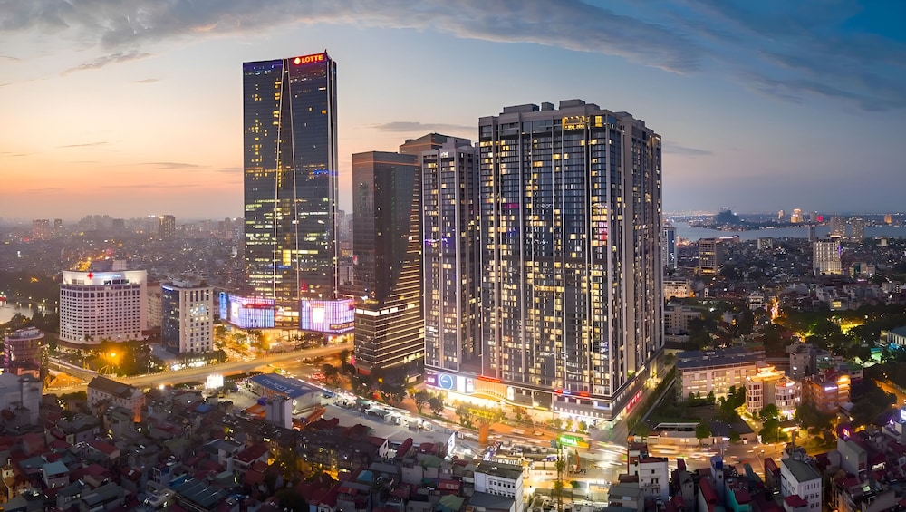 Mikage Vinhome Metropolis Lieu Giai Apartment — 4-Star Luxury Hotel in Hanoi, Vietnam
