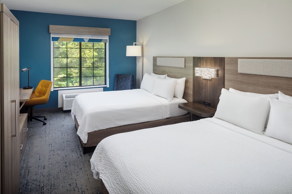 Holiday Inn Express & Suites Albermarle by IHG - photo 5