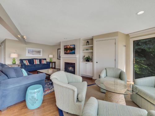 101 Edgewater Inn - photo 7