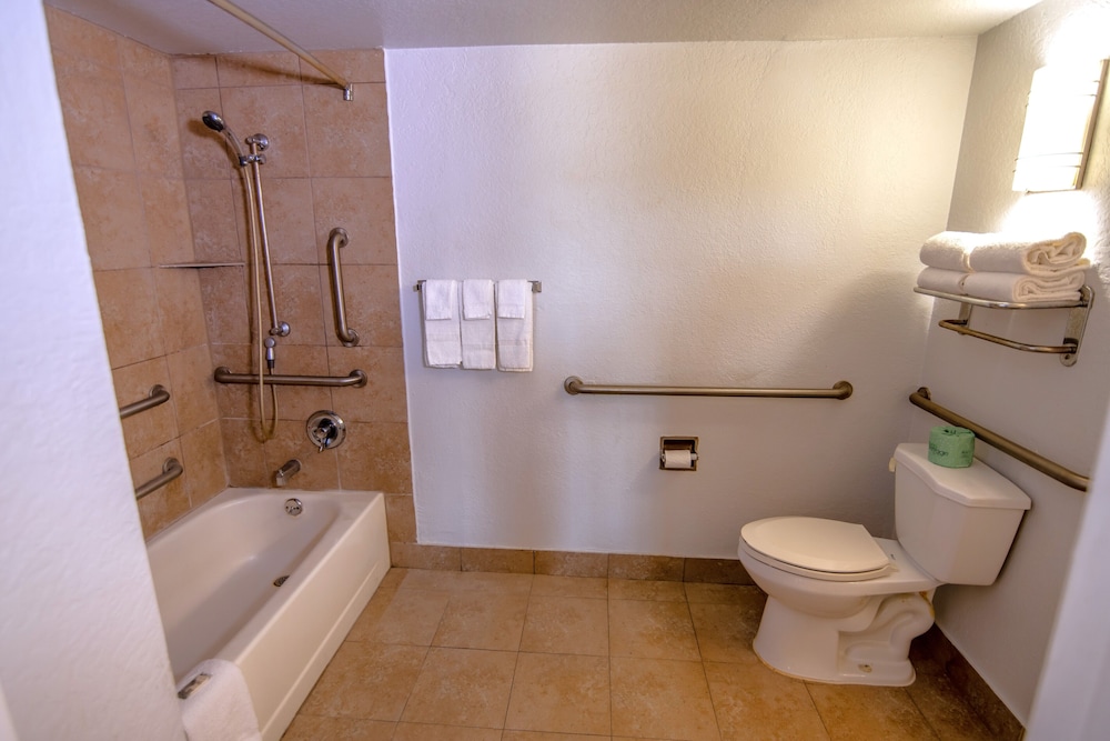 Masters Inn Tucker - photo 27