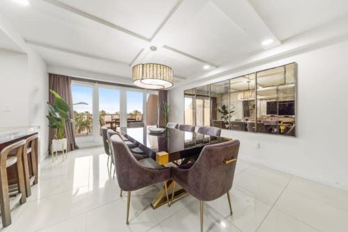 Amazing 4th floor beachfront condo wonderful views — 4-Star Luxury Hotel in South Padre Island, United States