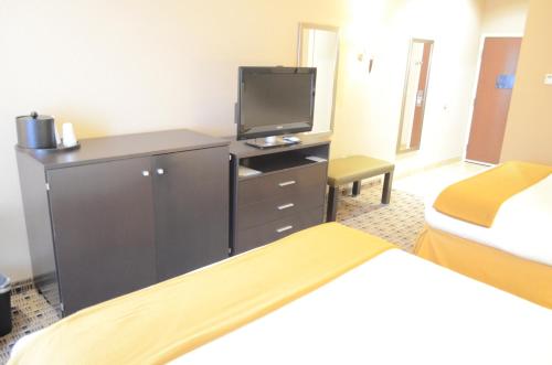 Aspen Grand Hotel Houston - photo 37