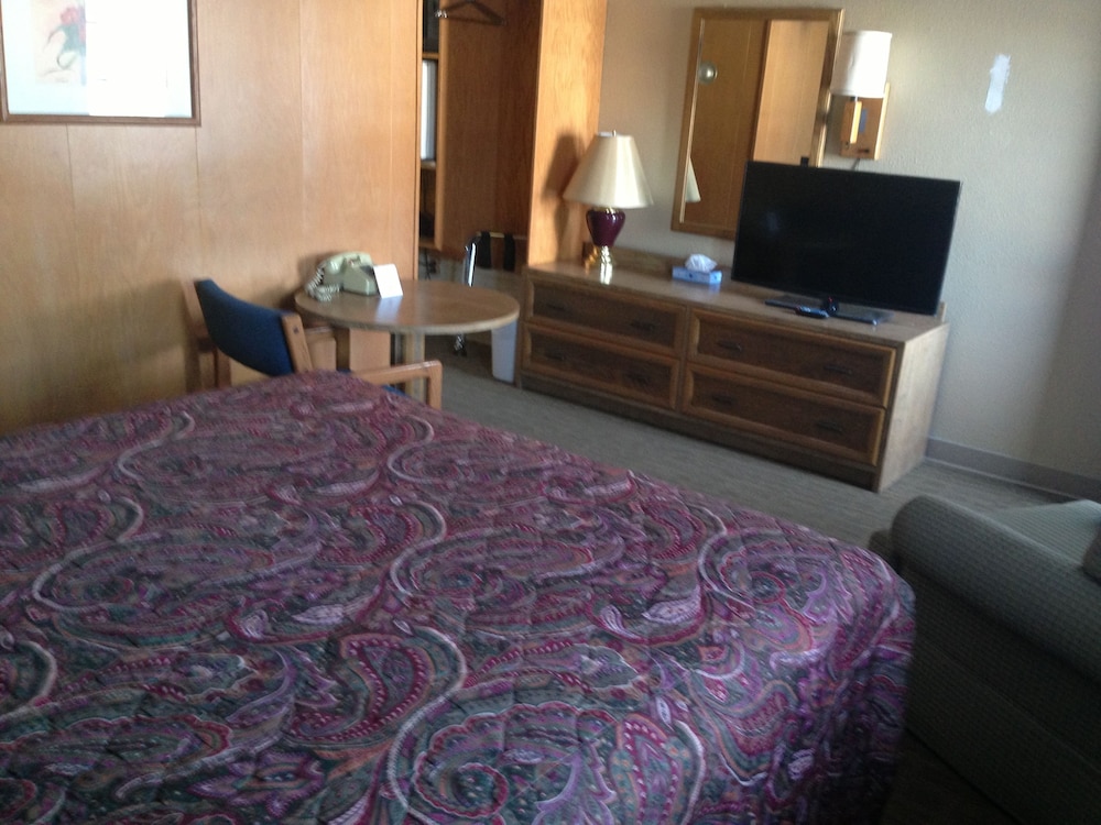 Jamestown Motel - photo 20