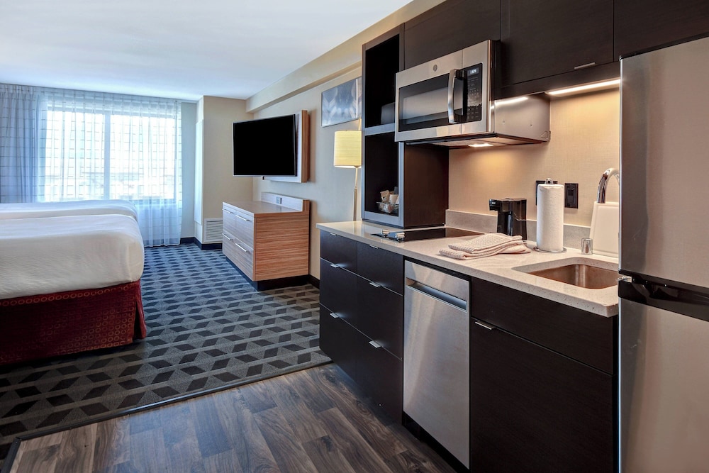 TownePlace Suites by Marriott Las Vegas Airport South - photo 20