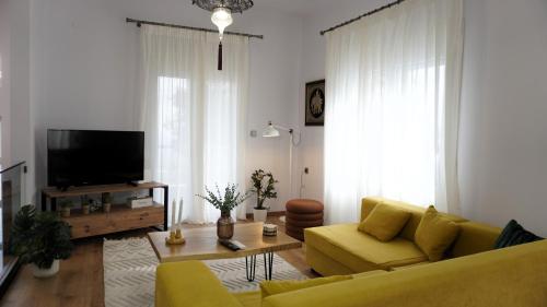 Memories House — 4-Star Luxury Hotel in Edessa, Greece