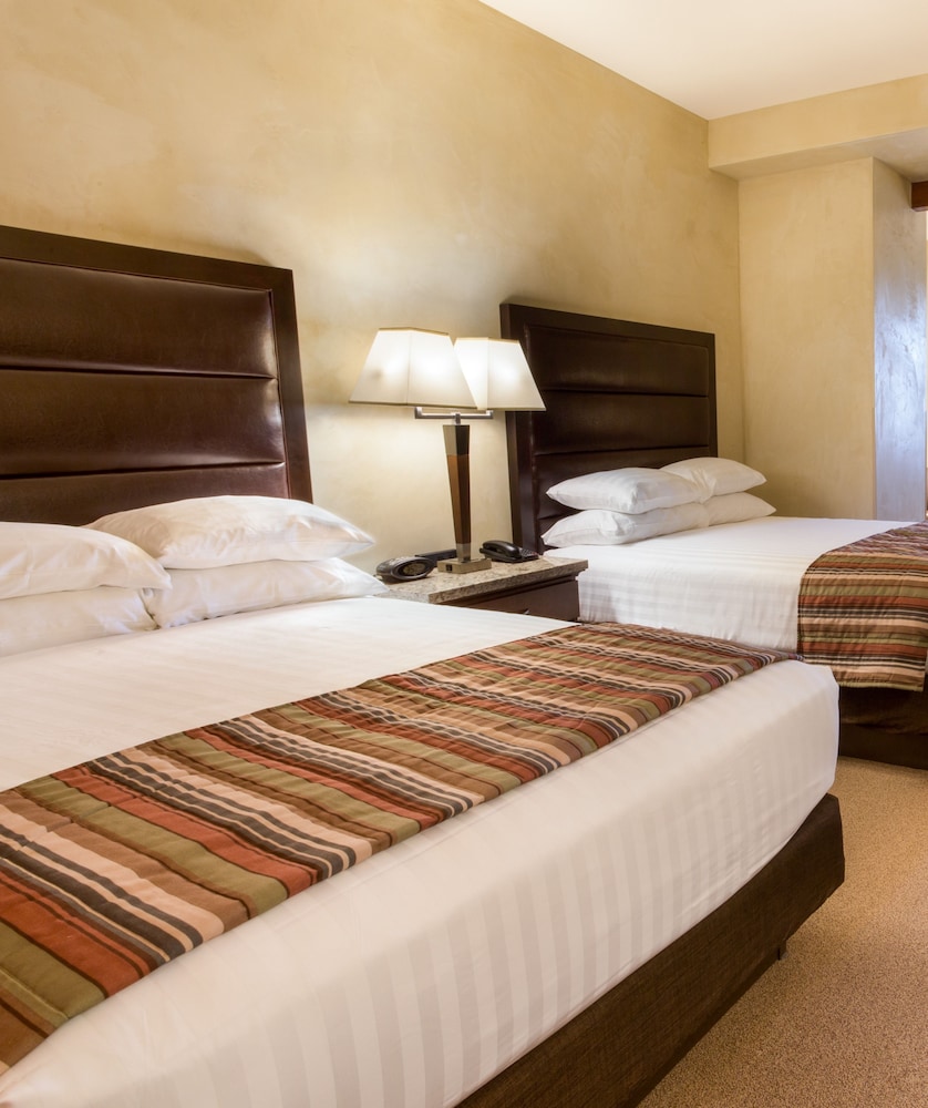 Drury Plaza Hotel in Santa Fe - photo 15