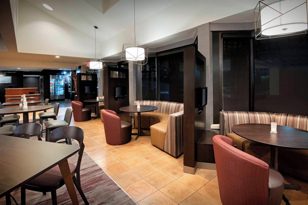 Courtyard by Marriott Savannah Midtown - photo 20