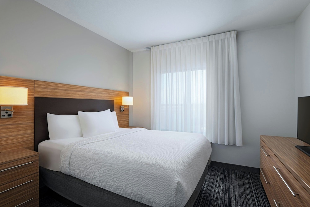 TownePlace Suites by Marriott Ames - photo 24