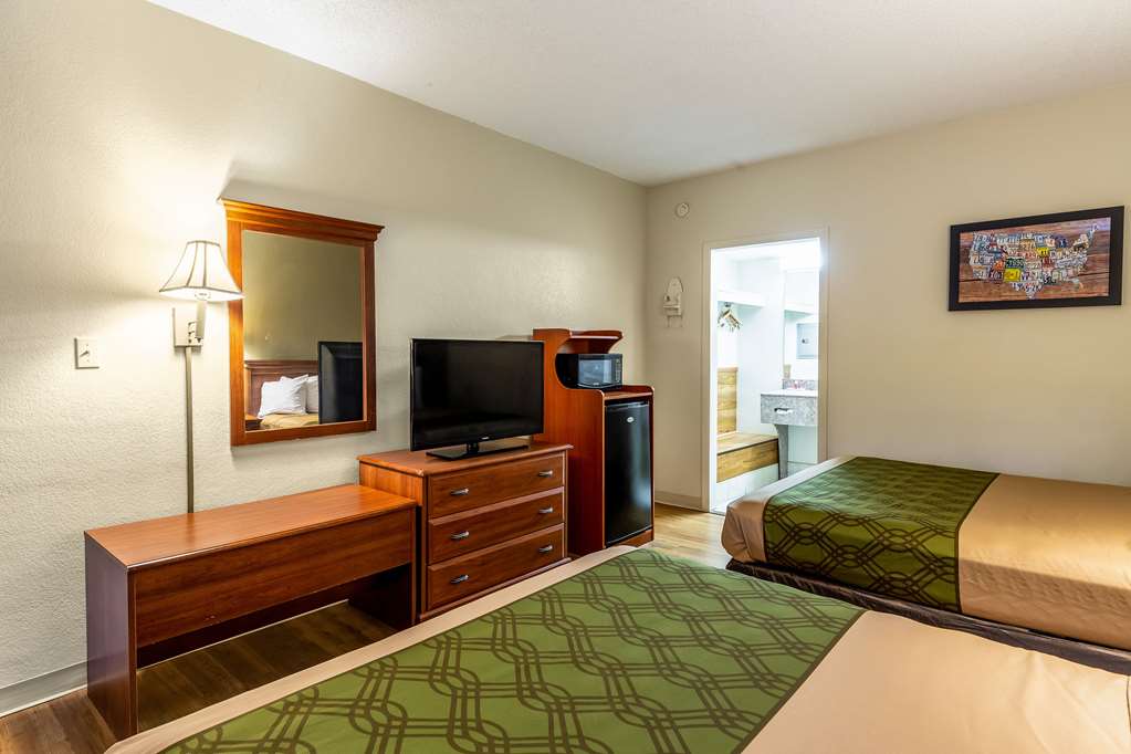 Econo Lodge Lake City North - photo 20